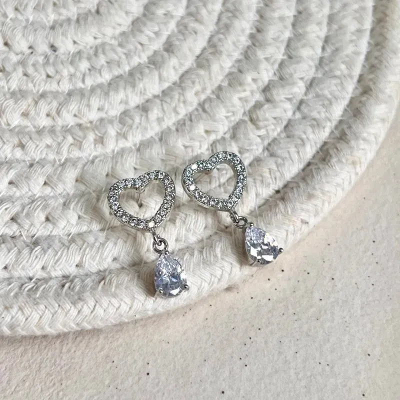 BRINCO CORAÇÃO COM GOTA