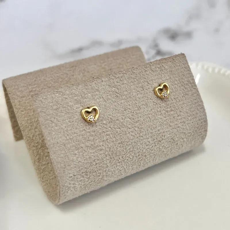 BRINCO MINI CORAÇÃO COM MINI CORAÇÃO CRAVEJADO