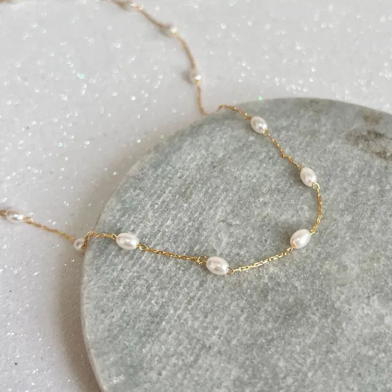 COLAR CHOKER MINI PÉROLA ARROZ 45CM