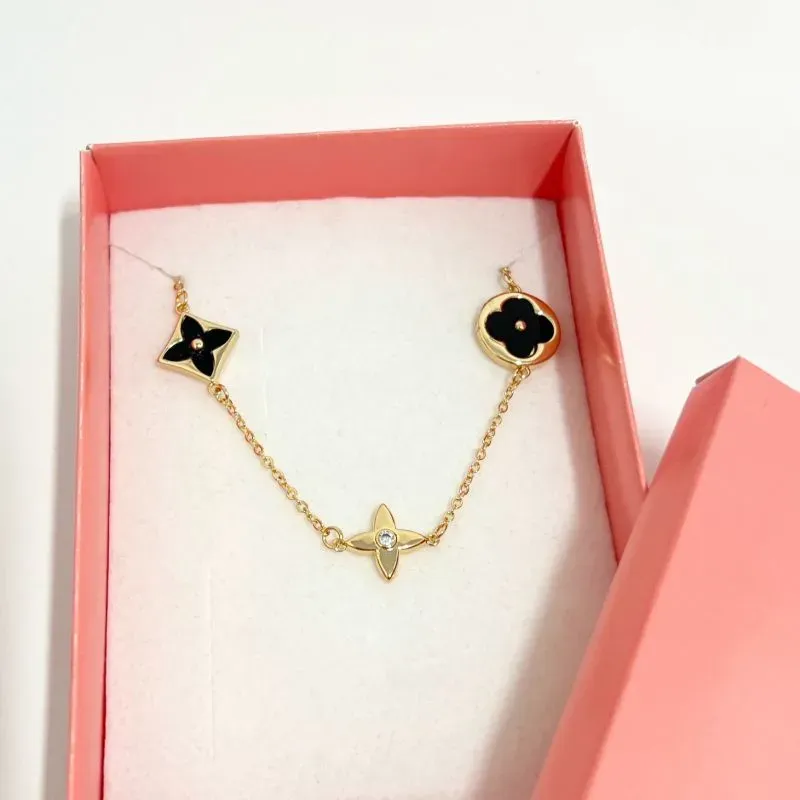 COLAR INPIRAÇÃO LOUIS VUITTON - PRETA