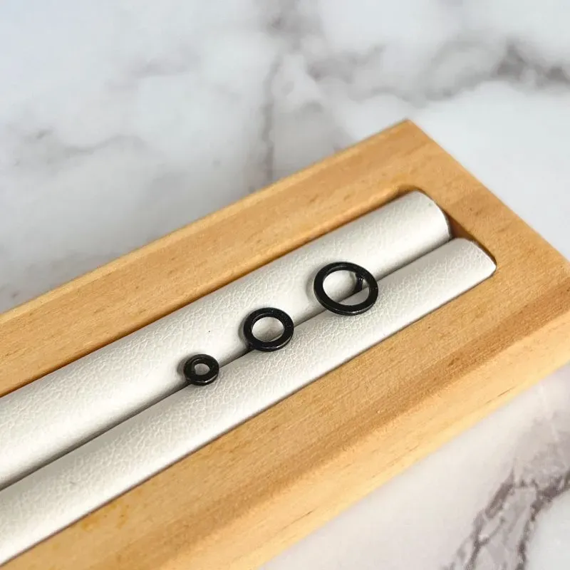 TRIO DE BRINCOS BOLINHAS VAZADOS