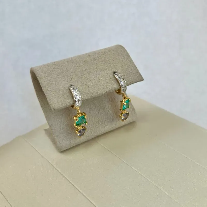 BRINCO ARGOLA COM PINGENTE