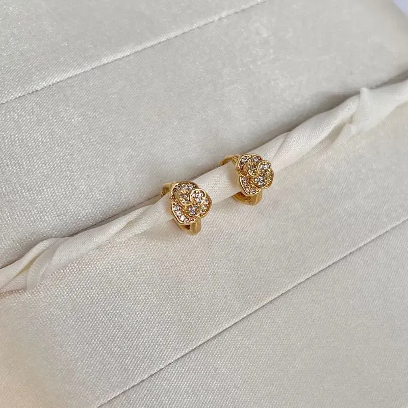 BRINCO ARGOLA FLOR ROSA