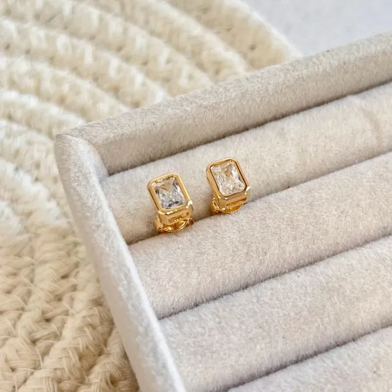 BRINCO BAGUETE CRAVAÇÃO INGLESA