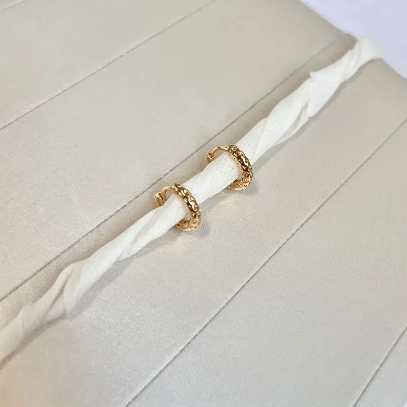 BRINCO MINI ARGOLA ARTICULADA TRABALHADOS