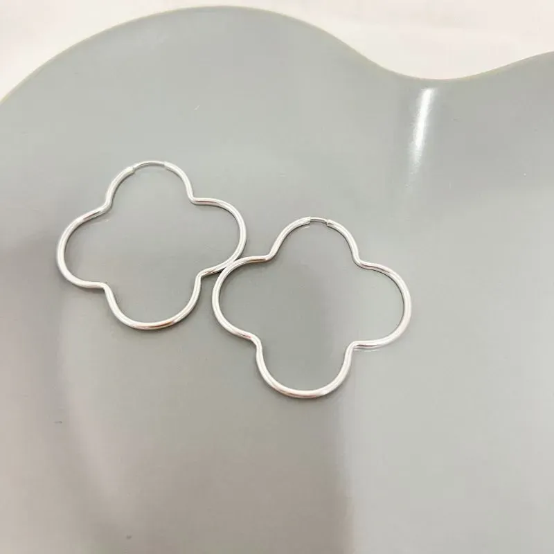 BRINCO PRATA925 ARGOLA FINA TREVO 4CM