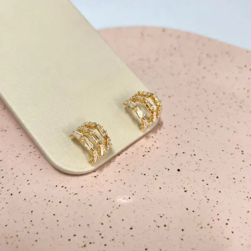 BRINCO ARGOLA TRIPLA DE BAGUETES