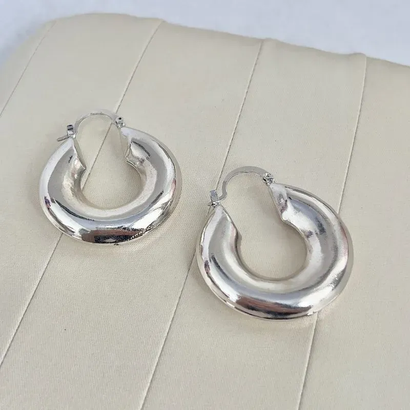 BRINCO ARGOLA TUBO COM FECHO