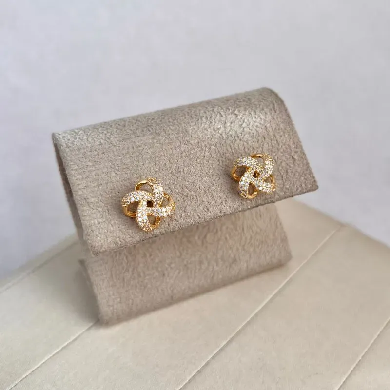 BRINCO CATAVENTO COM MICRO ZIRCONIAS