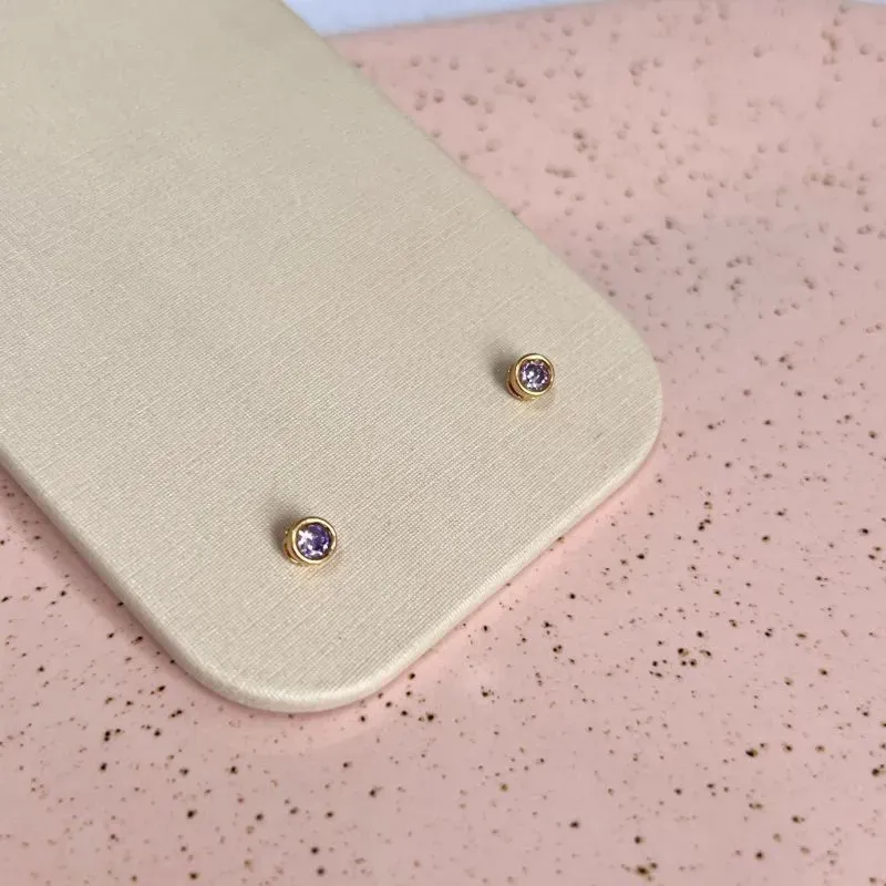 BRINCO PONTO DE LUZ LILÁS COM TARRAXA BABY