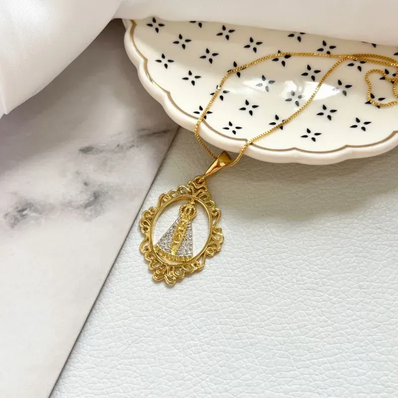 COLAR MEDALHA COM ARRABESCOS NOSSA SENHORA DE APARECIDA