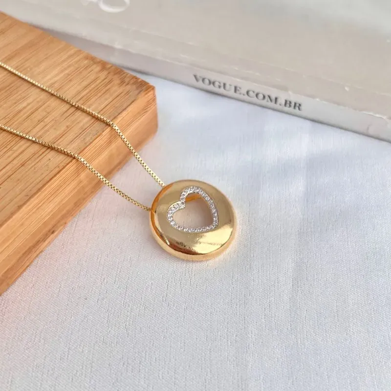 COLAR MEDALHA CORAÇÃO VAZADO