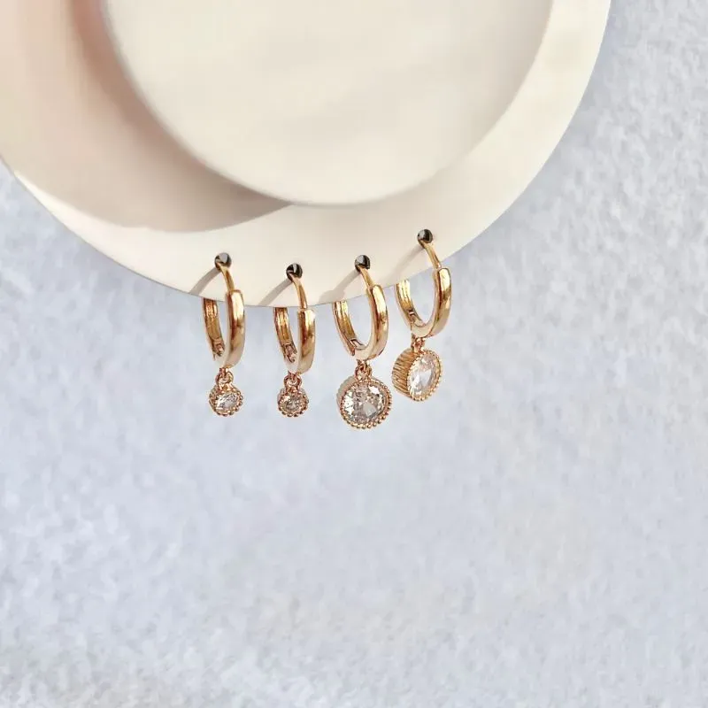 DUPLA ARGOLA CLICK PINGENTE PONTO DE LUZ