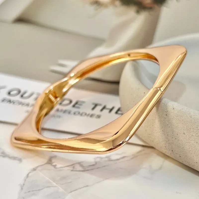 BRACELETE BOLD QUADRADO