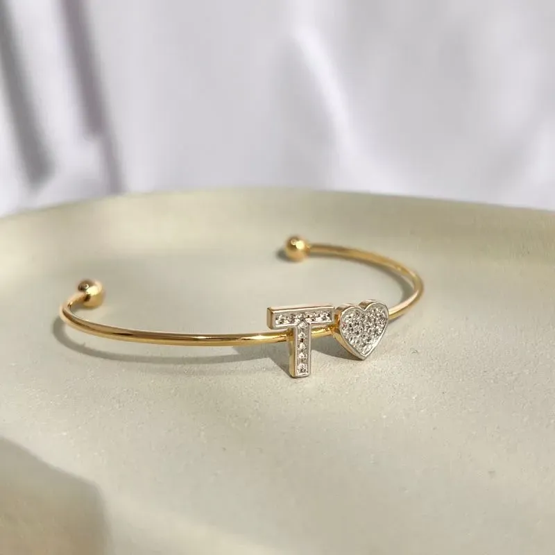 BRACELETE CORAÇÃO COM LETRA CRAVEJADO - T
