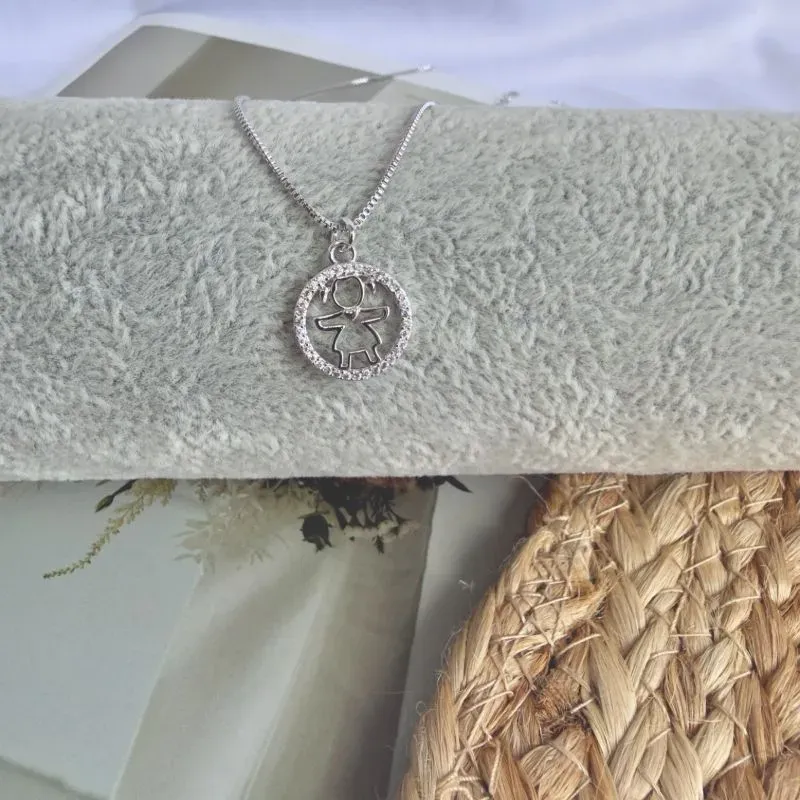 COLAR MENINA COM CÍRCULO CRAVEJADO