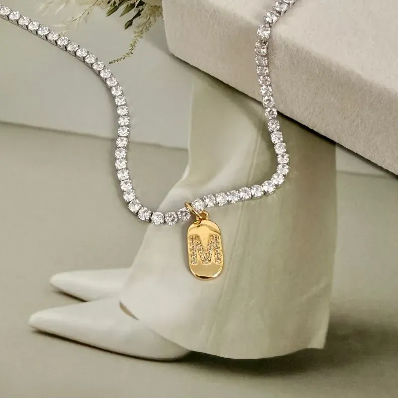 COLAR RIVIERA COM PLACA DE LETRA - M