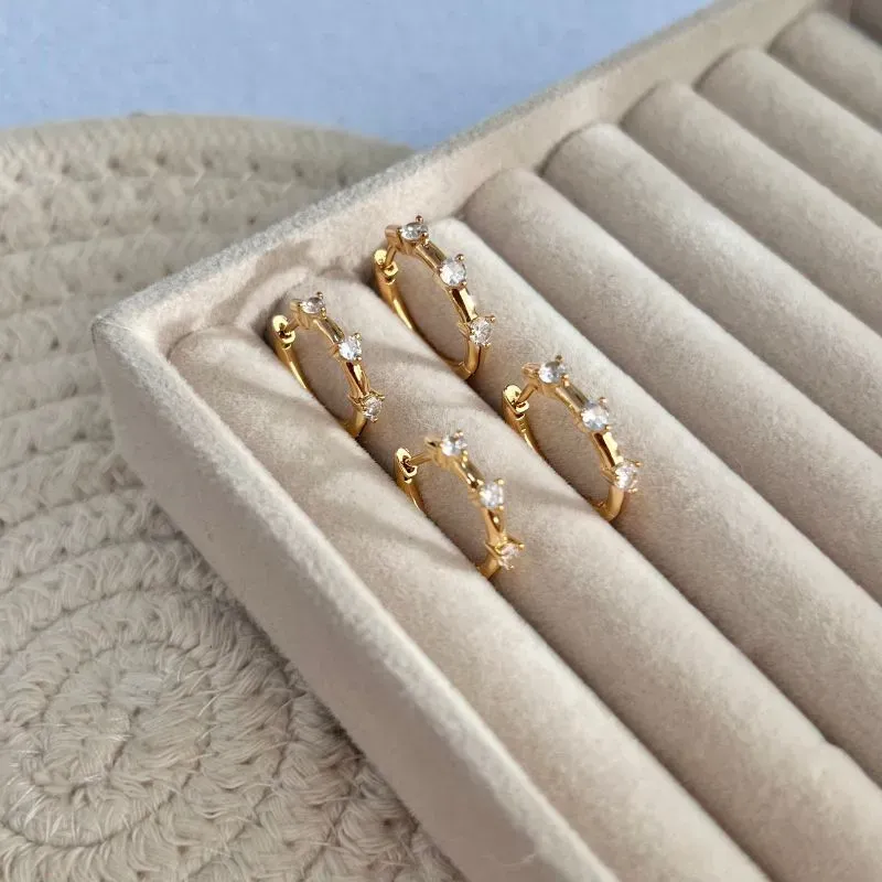 DUPLA BRINCO ARGOLA 3 PONTOS DE LUZ