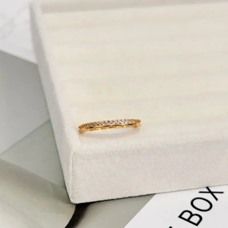 ANEL ARO LISO E MICRO ZIRCONIAS