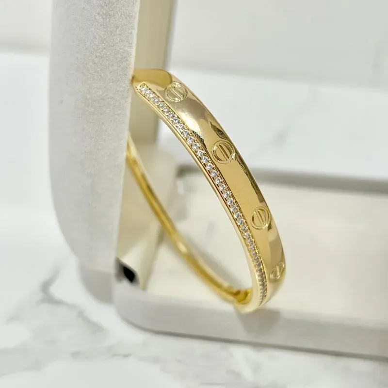 BRACELETE CARTIER COM FIO CRAVEJADO