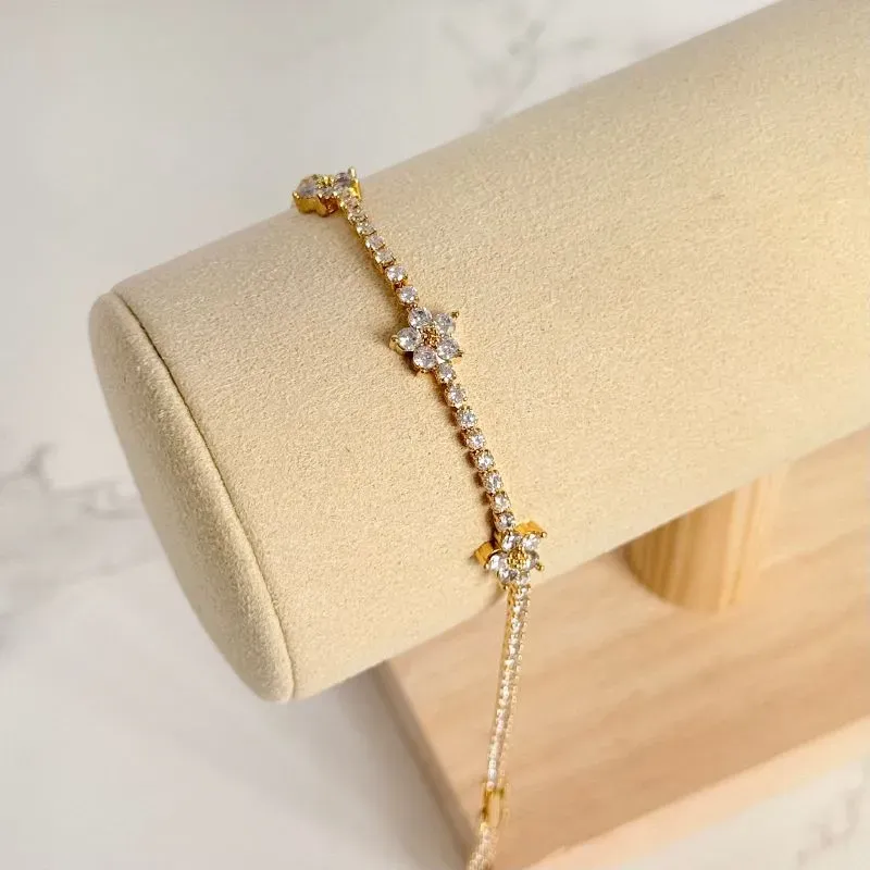 PULSEIRA RIVIERA COM FLORES CRISTAL