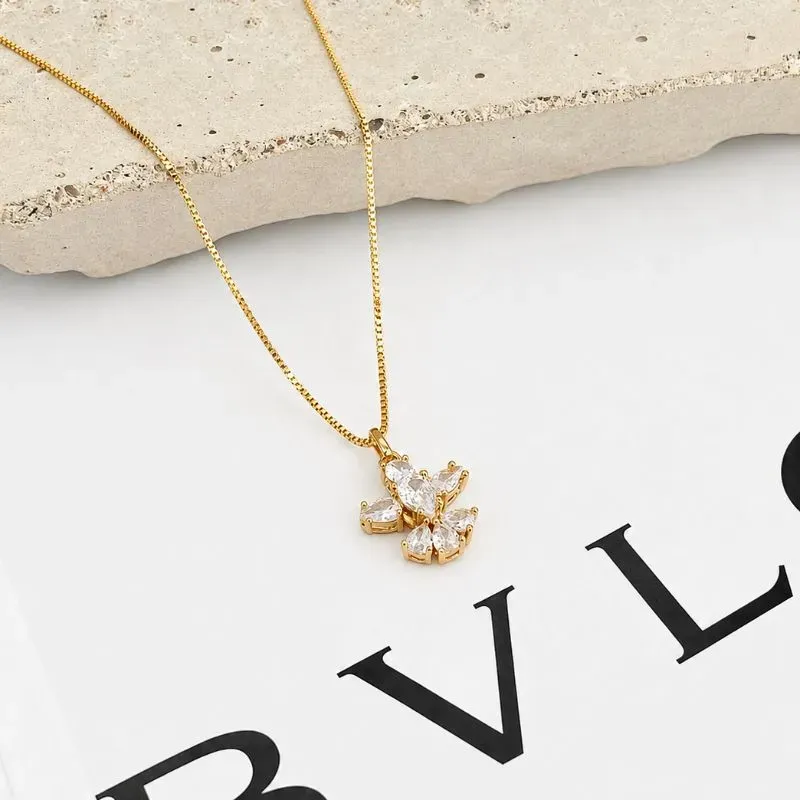 COLAR DIVINO ESPÍRITO SANTO DE ZIRCONIAS