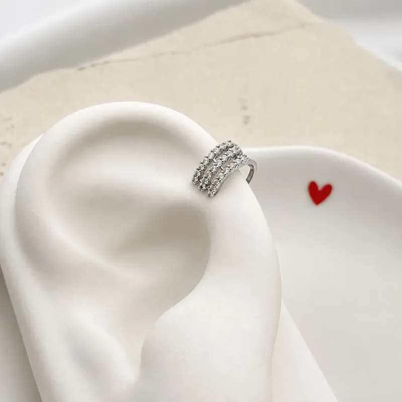 PIERCING FAKE MICRO ZIRCONIAS