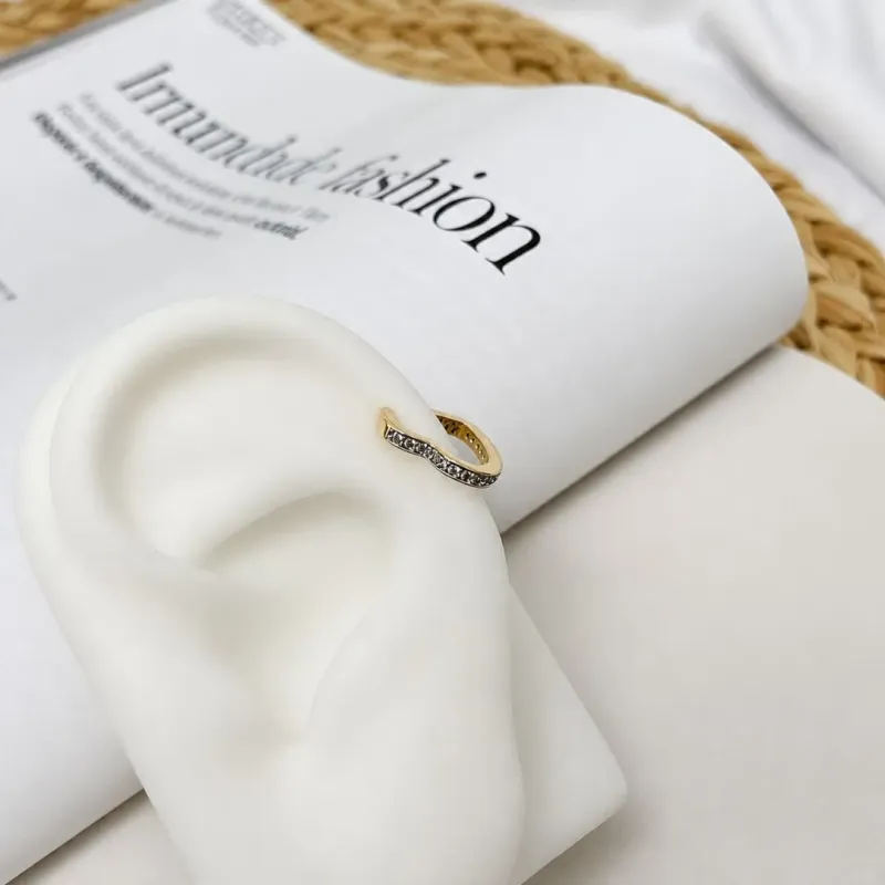 PIERCING FAKE CORAÇÃO COM MICRO ZIRCONIAS
