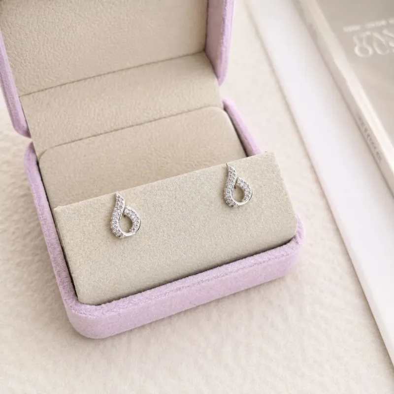BRINCO MICRO ZIRCONIAS ESTILO GOTA