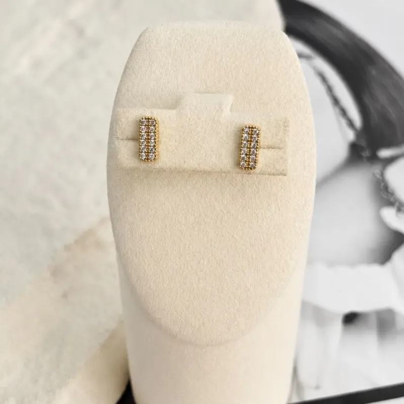 BRINCO RETANGULAR MICRO ZIRCONIAS