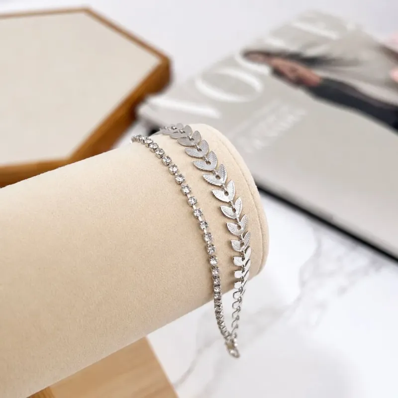 PULSEIRA ESCAMAS E RIVIERA DE STRASS