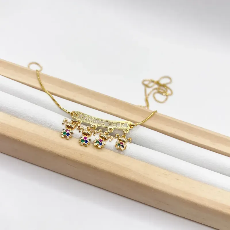 COLAR CANGA FAMILIA FELIZ 4 FILHOS - 4 MENINAS - BONECOS CRAVEJADO COLORIDOS COLAR CANGA FAMILIA FELIZ 4 FILHOS - 4 MENINAS - BONECOS CRAVEJADO COLORIDOS