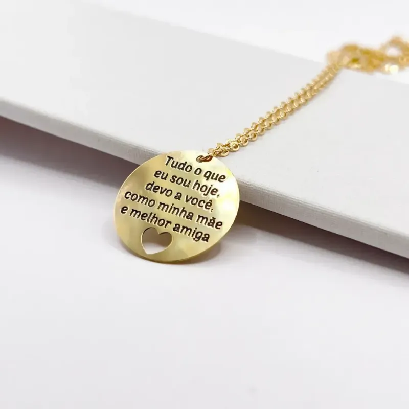 COLAR MEDALHA CORAÇÃO VAZADO - TUDO O QUE EU SOU HOJE, DEVO A VOCÊ COMO MINHA MÃE E MELHOR AMIGA COLAR MEDALHA CORAÇÃO VAZADO - TUDO O QUE EU SOU HOJE, DEVO A VOCÊ COMO MINHA MÃE E MELHOR AMIGA