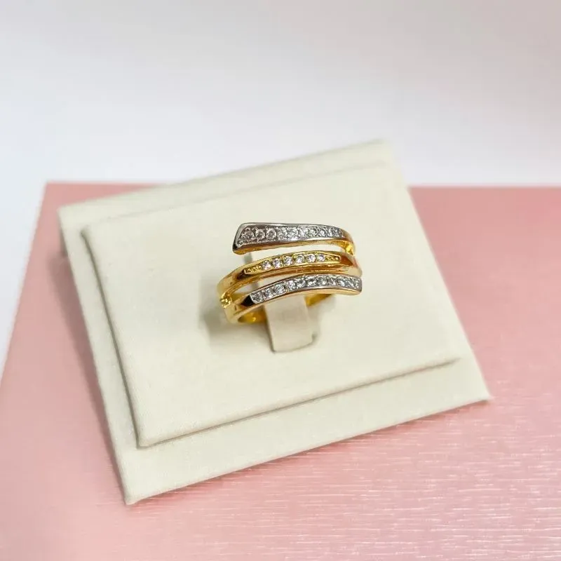 ANEL 3 VOLTAS FALSA COM MICRO ZIRCONIAS ANEL 3 VOLTAS FALSA COM MICRO ZIRCONIAS