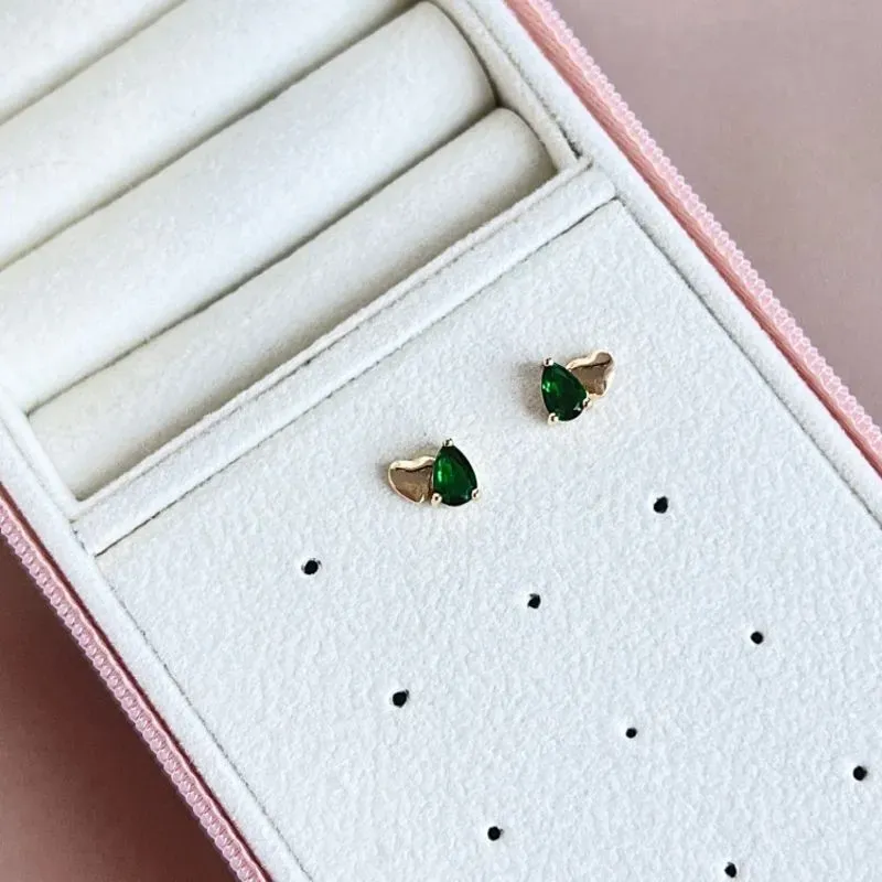 BRINCO GOTA PEDRINHA COM CORAÇÃO LISO BRINCO GOTA PEDRINHA COM CORAÇÃO LISO