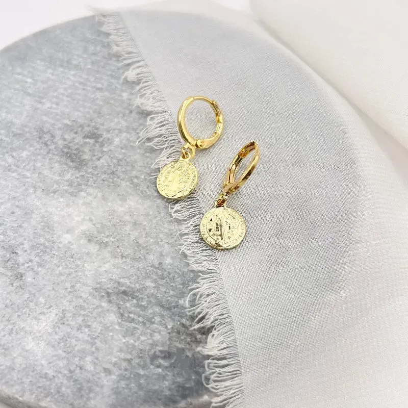 BRINCO ARGOLA CLICK MEDALHA DE SÃO BENTO BRINCO ARGOLA CLICK MEDALHA DE SÃO BENTO