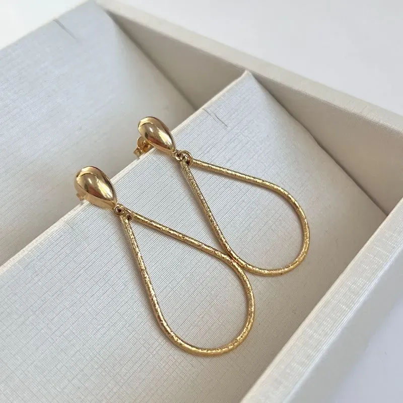 BRINCO GOTA PENDURADO FIO DIAMANTADO BRINCO GOTA PENDURADO FIO DIAMANTADO