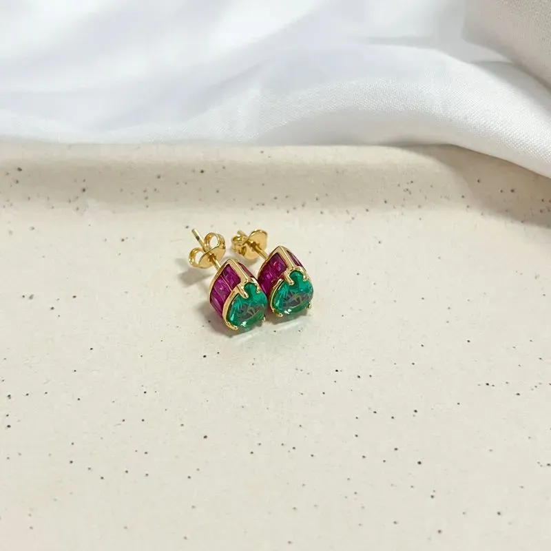 BRINCO GOTA TURMALINA COM DETALHES EM NAVETES NA LATERAL BRINCO GOTA TURMALINA COM DETALHES EM NAVETES NA LATERAL