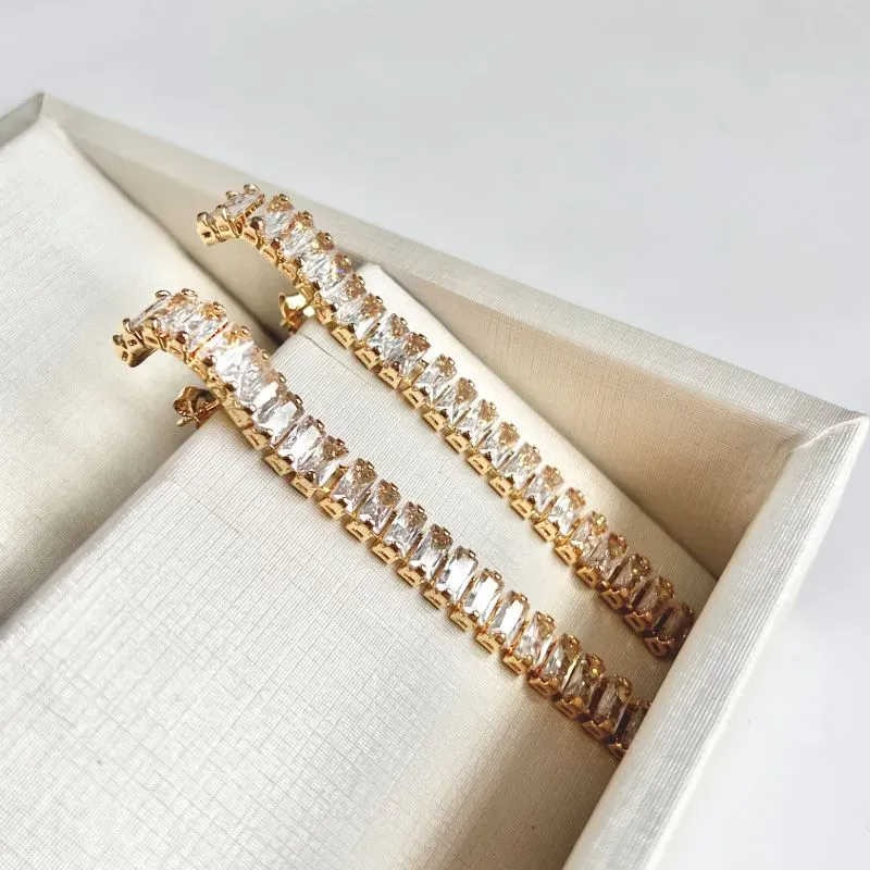 BRINCO LONGO BAGUETES BRINCO LONGO BAGUETES