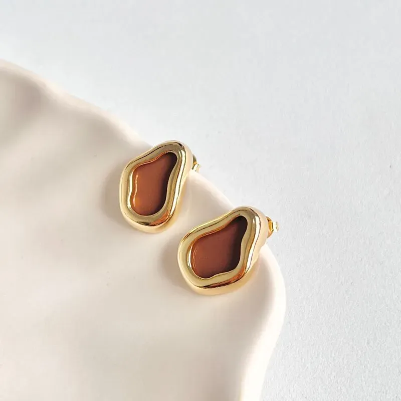 BRINCO ORGÂNICO COM ACRÍLICO MARROM BRINCO ORGÂNICO COM ACRÍLICO MARROM