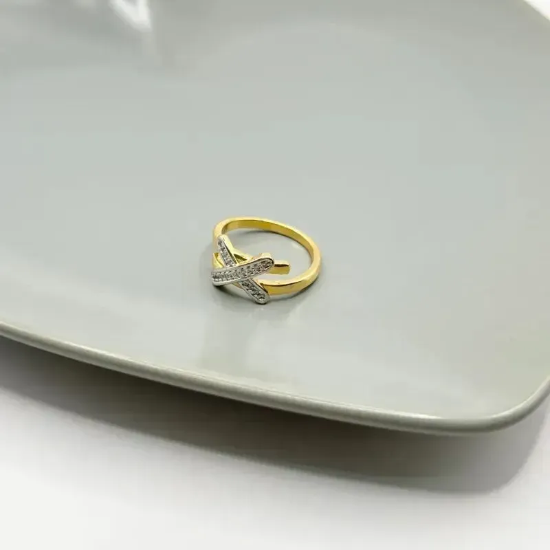 ANEL COM DETALHE EM X ANEL COM DETALHE EM X