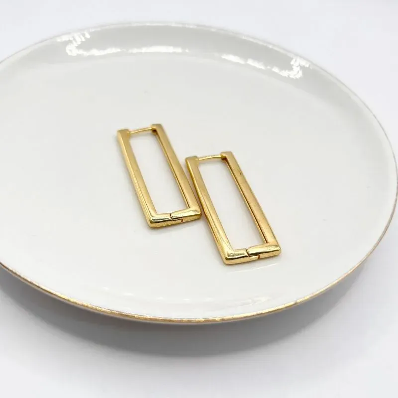 BRINCO ARGOLA ARTICULADA RENTANGULAR 3CM BRINCO ARGOLA ARTICULADA RENTANGULAR 3CM