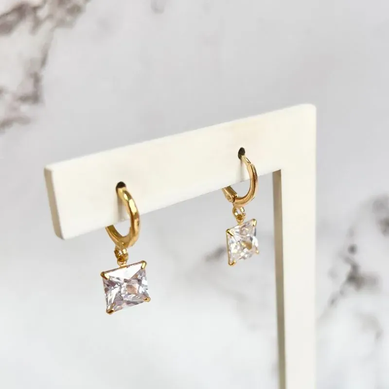 BRINCO ARGOLA CLICK PEDRA QUADRADA BRINCO ARGOLA CLICK PEDRA QUADRADA