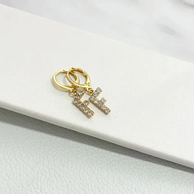 BRINCO ARGOLA DE CLICK LETRAS STRASS - F BRINCO ARGOLA DE CLICK LETRAS STRASS - F