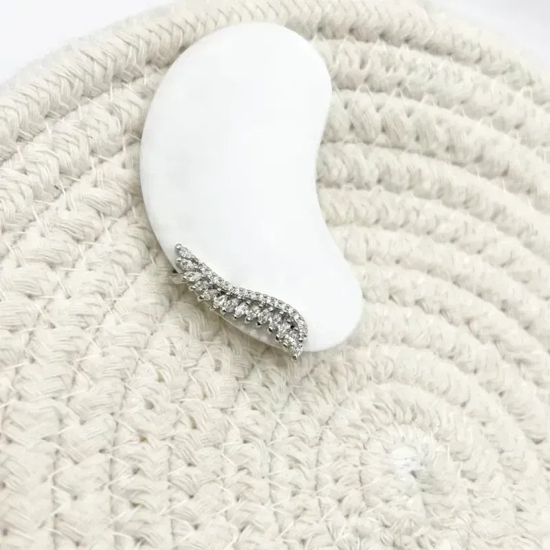 BRINCO EAR CUFF NAVETE CRISTAL BRINCO EAR CUFF NAVETE CRISTAL