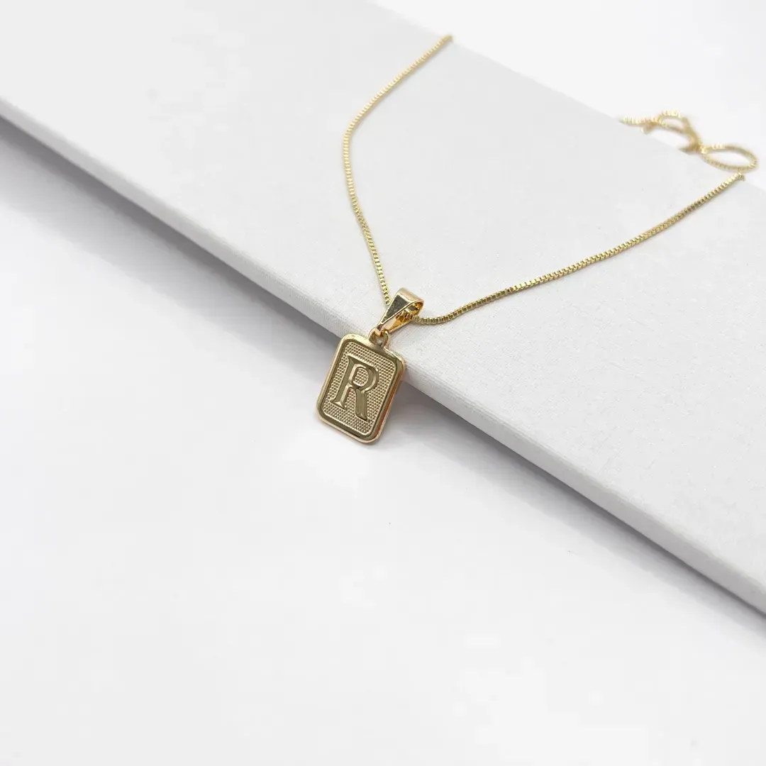 COLAR PINGENTE MINI 1X1 MEDALHA DE LETRA - R