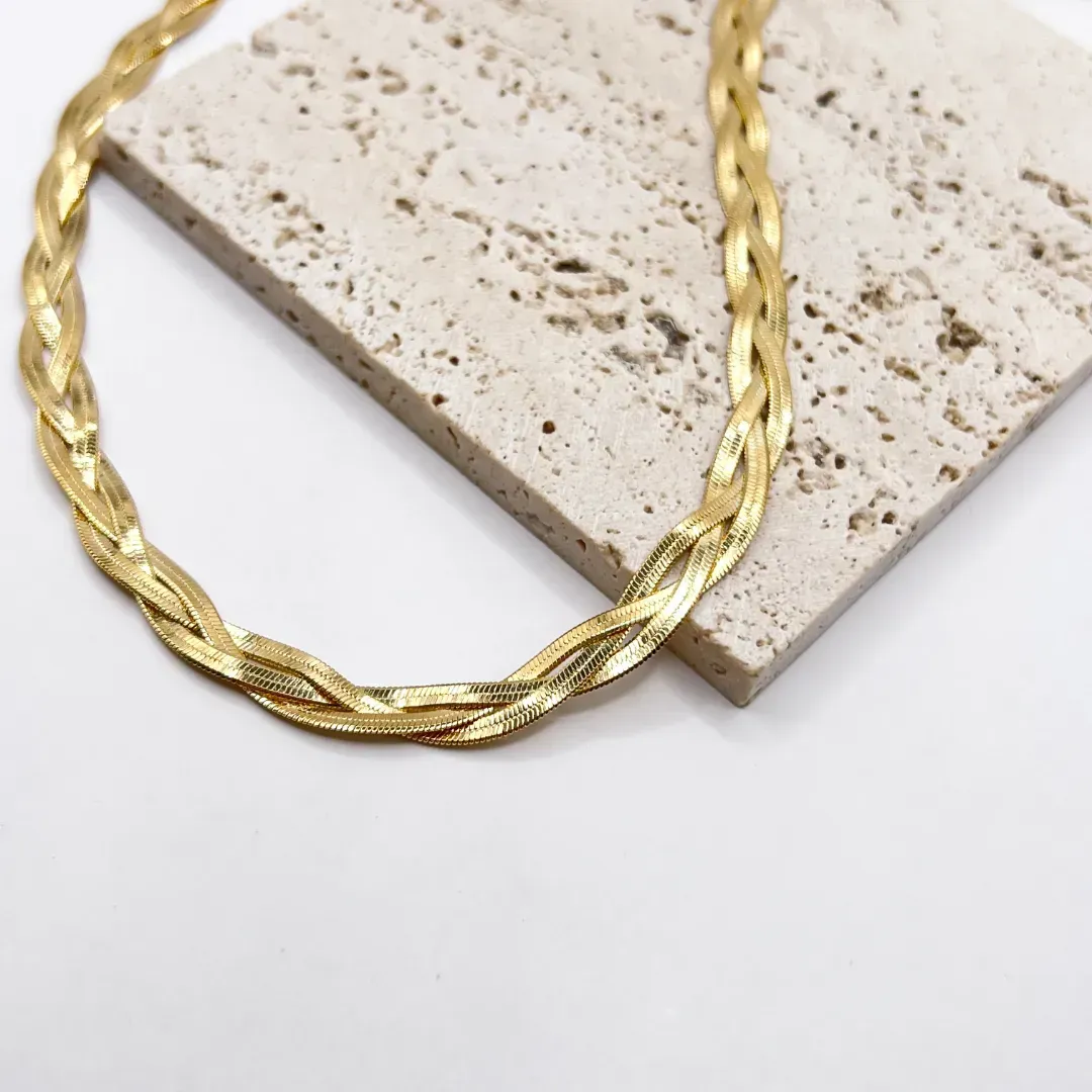 COLAR CHOKER FITA TRANÇADA