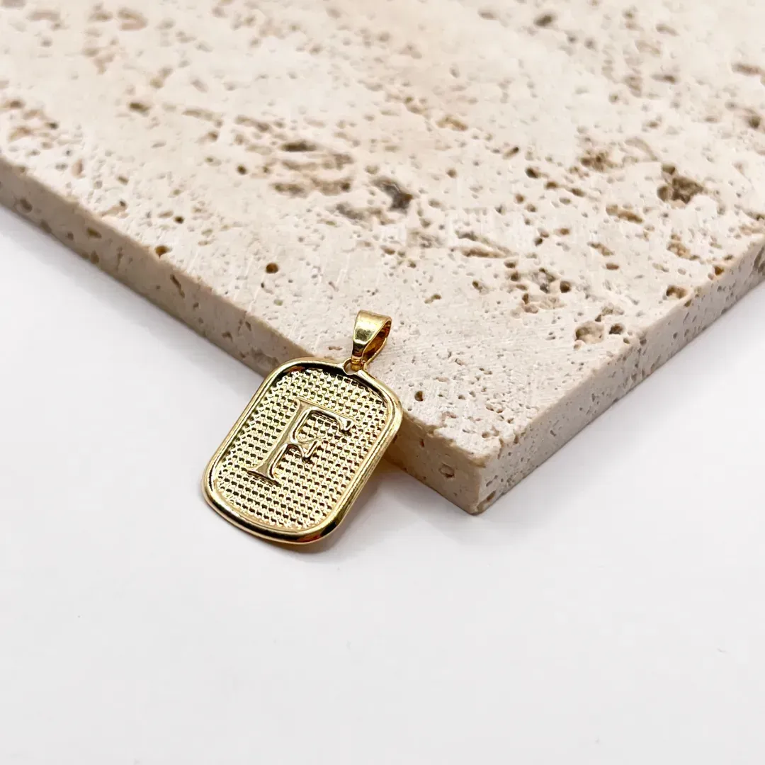 PINGENTE MEDALHA PEQUENA DE LETRA 1,5X1,0CM - F
