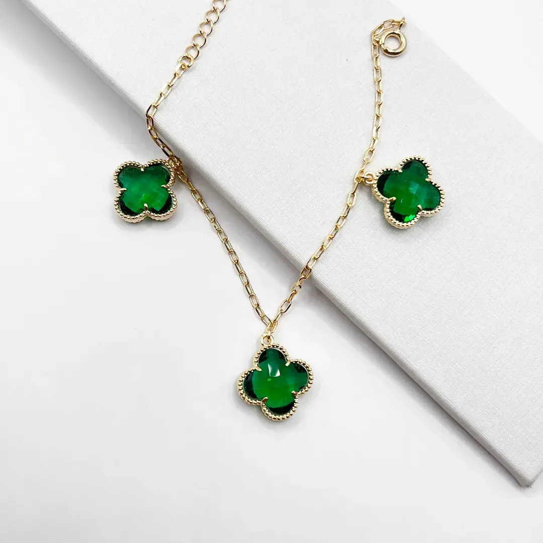 PULSEIRA 3 TREVOS PENDURADOS - VERDE ESMERALDA