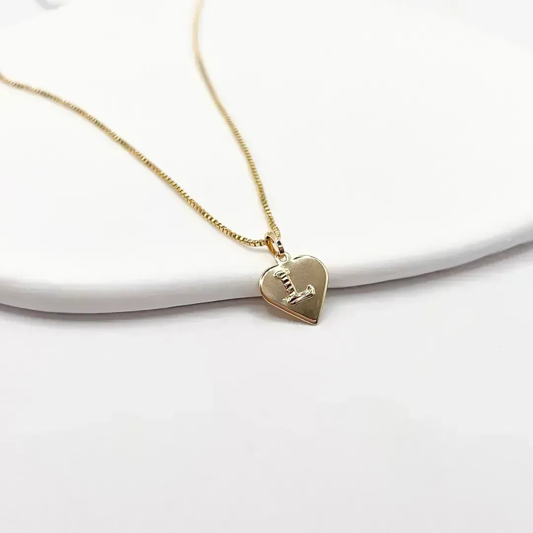 COLAR LETRA CORAÇÃO REPLICA OURO L